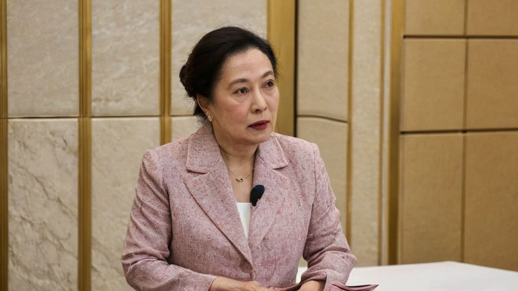 星姐吃瓜娱乐视频揭秘娱乐圈幕后故事与跨界奇才素全法师的奇特视角