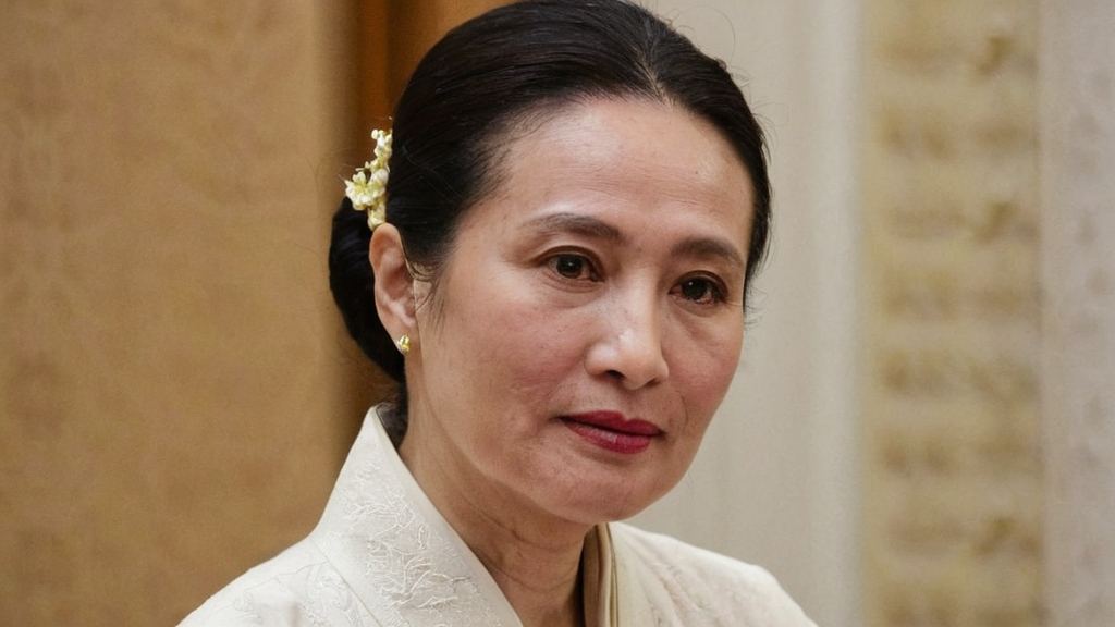 网红吃瓜酱叔叔模仿明星视频背后揭露av电影封面党秘密引关注