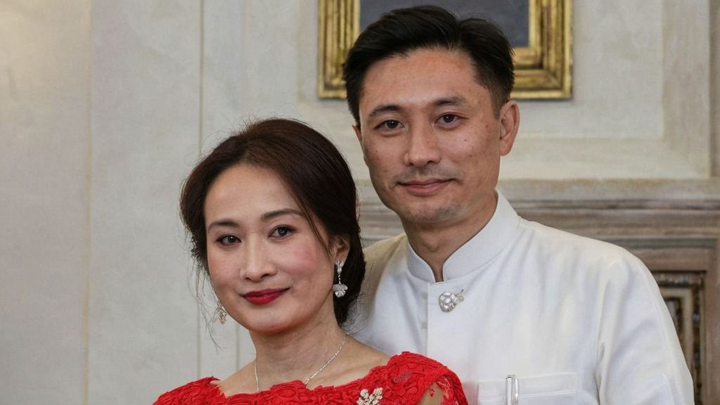 娱乐圈内幕曝光，明星八卦、粉丝热潮与行业乱象的全景揭秘